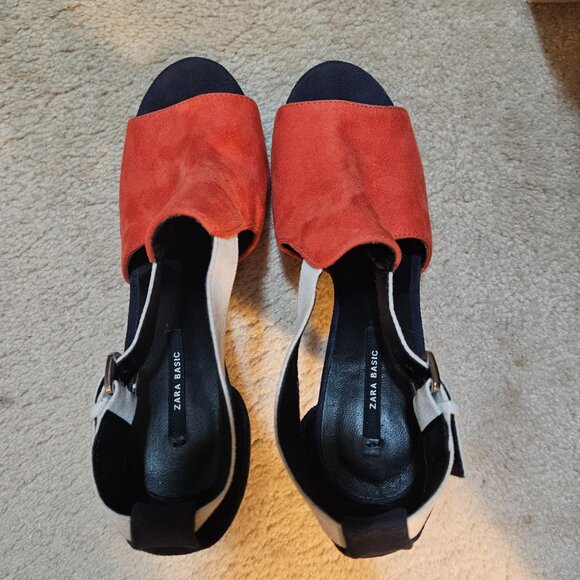 Zara Basic Size 8 Heel - Picture 3 of 5